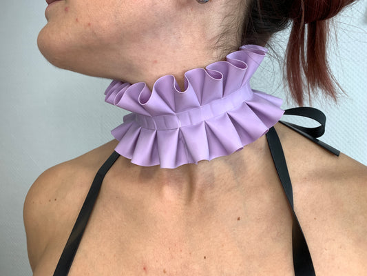 SAMPLE - Lilac Neck Ruff
